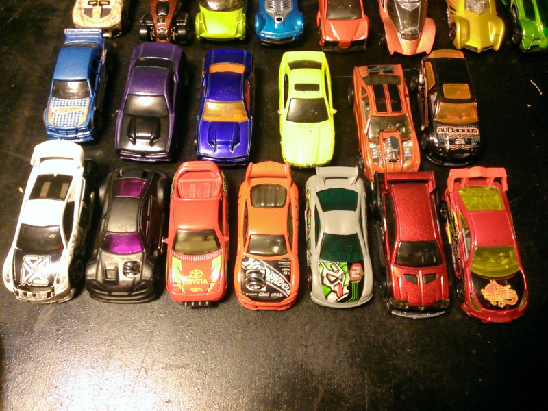 Illustration for article titled So you guys made me pull out my Hotwheel collection...